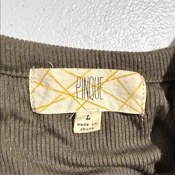 Pinque Olive Green Ribbed Tank Top - Picture 2 of 3